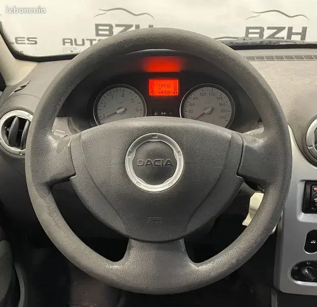 Dacia Sandero 2008 photo 5