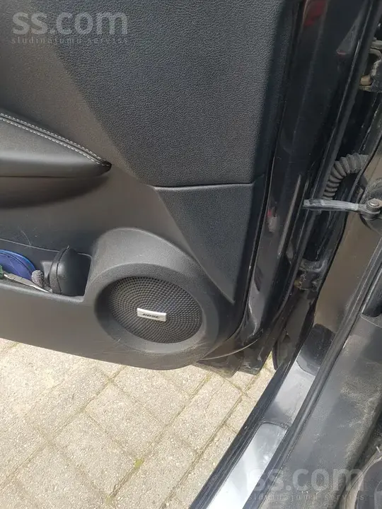 Nissan Qashqai 2011 photo 4