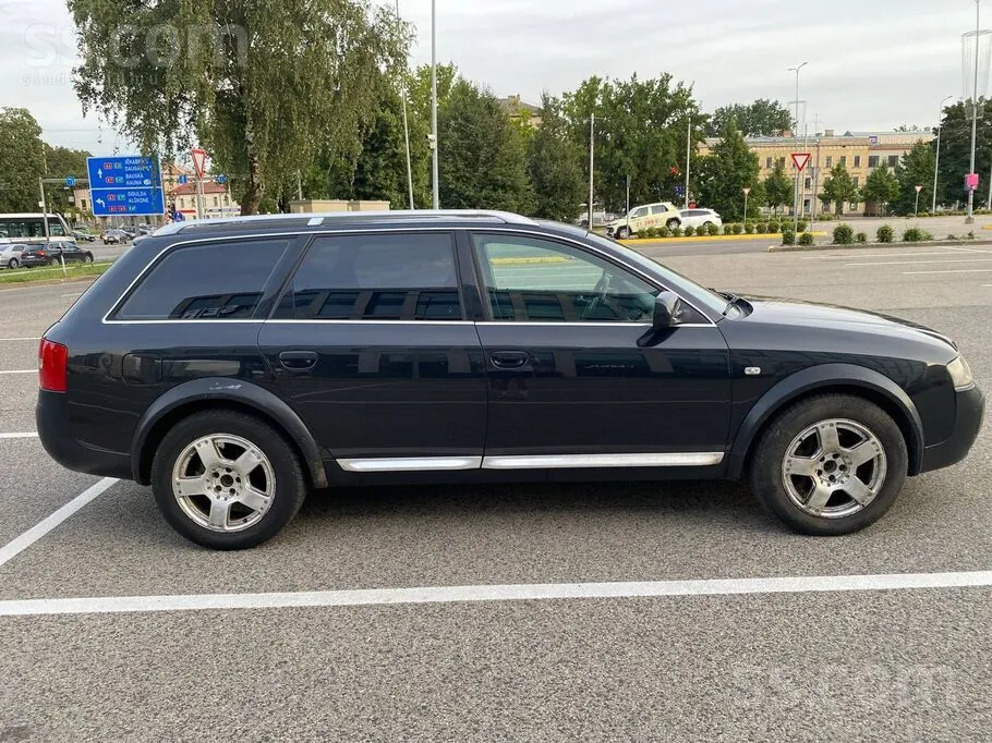 Audi Allroad 2003 photo 2