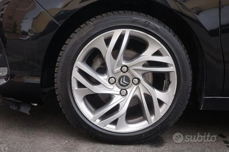 Citroen C4 2010 photo 5
