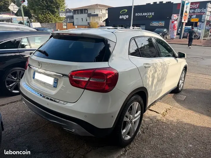 Mercedes-Benz Gla 2014 photo 5