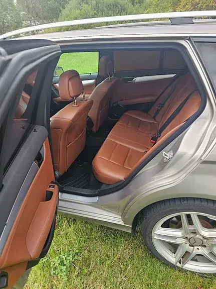 Mercedes-Benz C 320 2009 photo 5