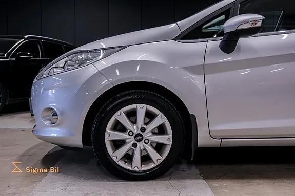 Ford Fiesta 2010 photo 5