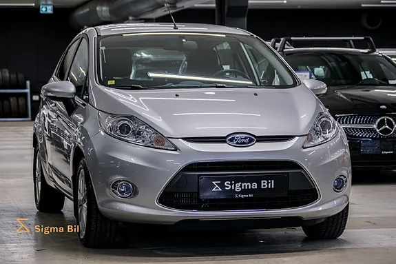 Ford Fiesta 2010 photo 2