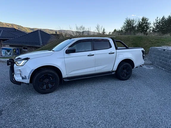 Isuzu D-Max 2022 photo 2
