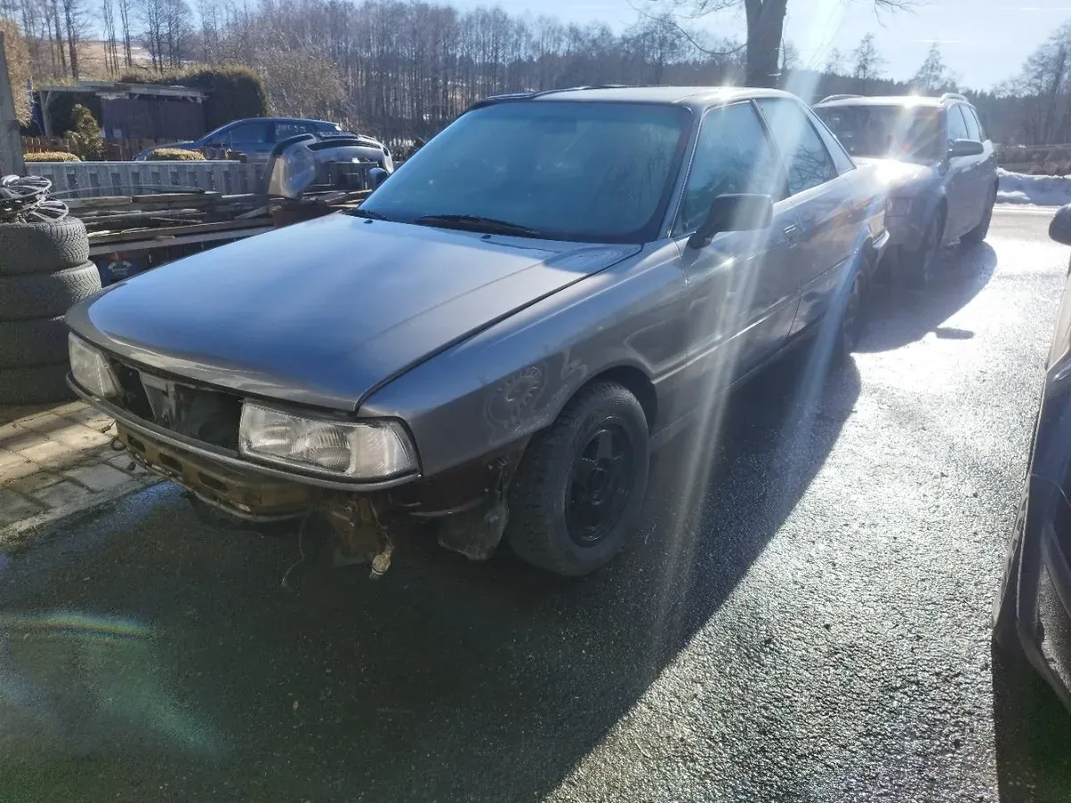 Audi 80