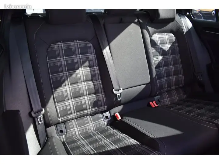 Volkswagen Golf 2014 photo 5