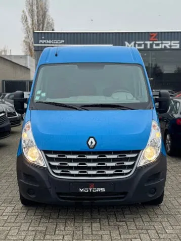 Renault Master 2012 photo 2