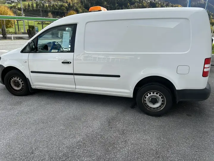 Volkswagen Caddy 2014 photo 2