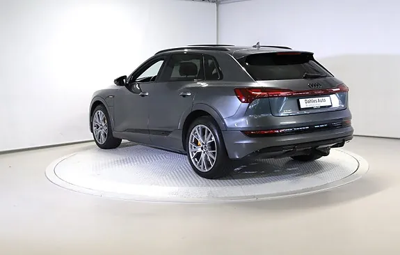 Audi E-Tron 2021 photo 3