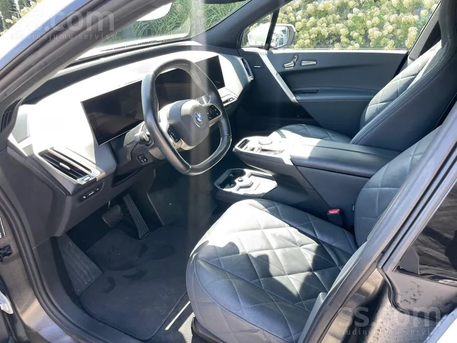 BMW Ix 2023 photo 4