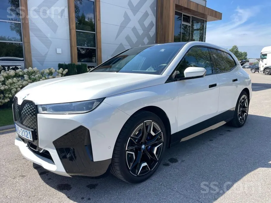 BMW Ix