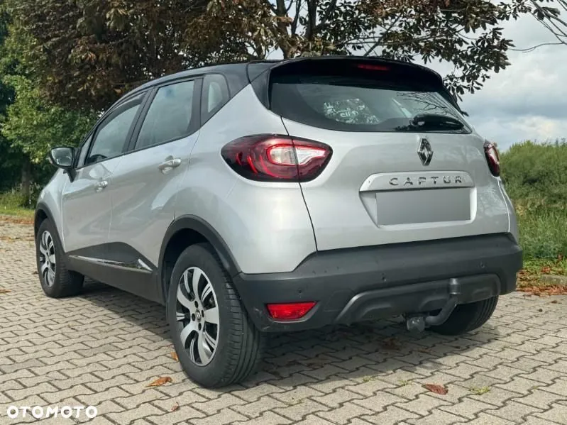 Renault Captur 2019 photo 2