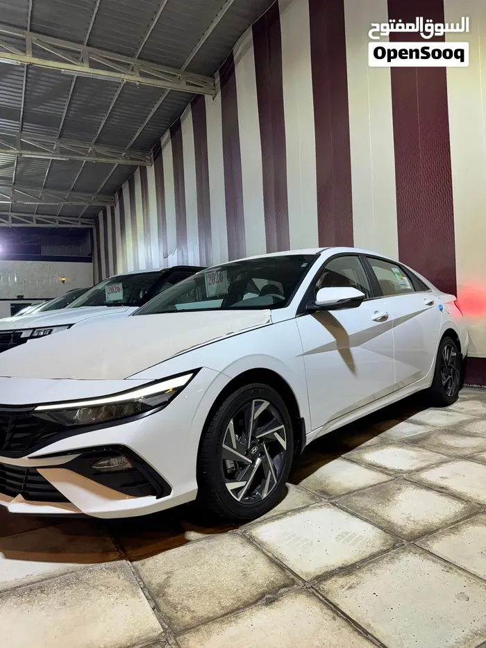 Hyundai Elantra 2026 photo 3