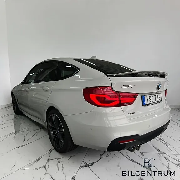 BMW 320 2018 photo 4