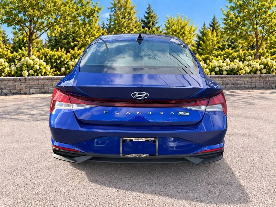 Hyundai Elantra 2021 photo 2
