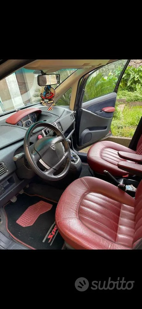Lancia Musa 2009 photo 5