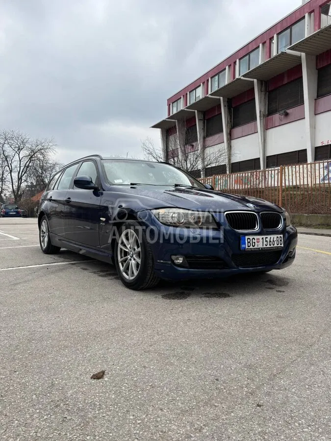 BMW 320D 2010 photo 3