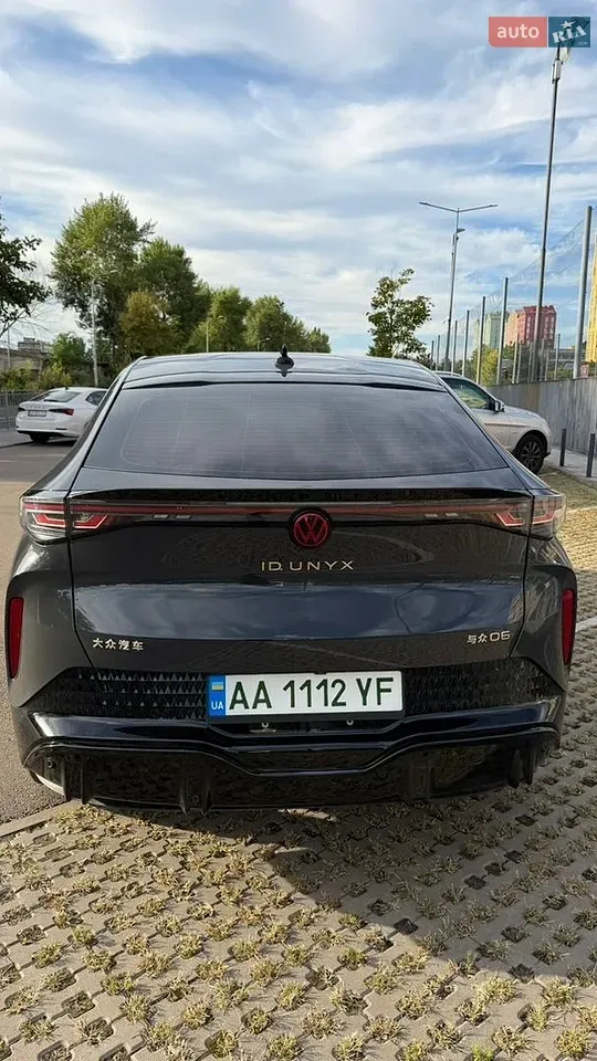 Volkswagen Id. Unyx 2025 photo 4
