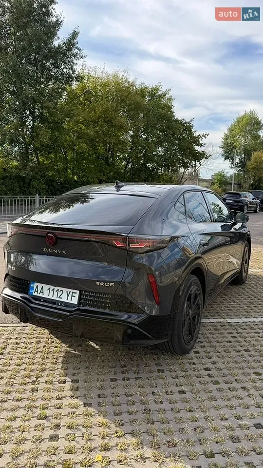 Volkswagen Id. Unyx 2025 photo 5