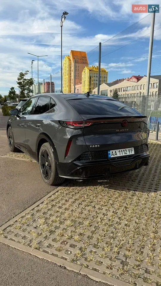 Volkswagen Id. Unyx 2025 photo 3