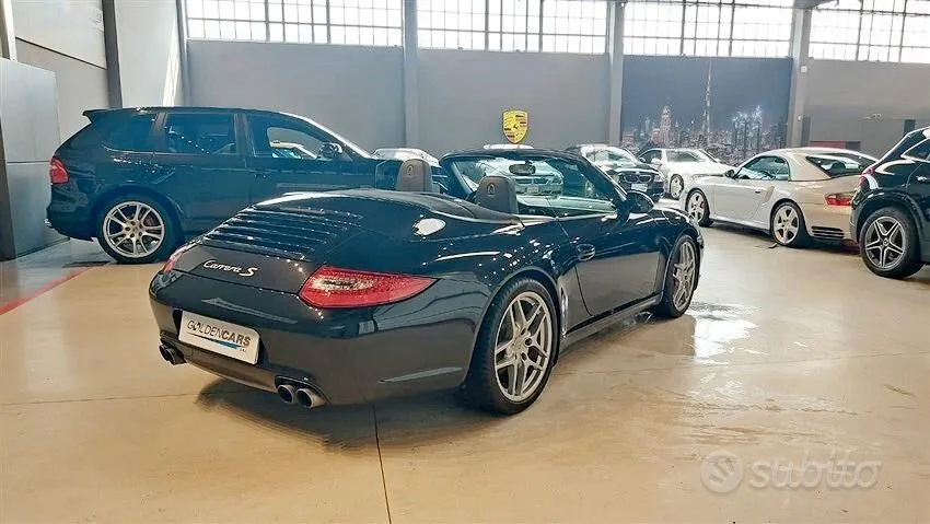 Porsche 911 Carrera S 2009 photo 4