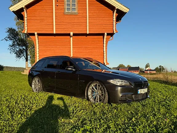 BMW M550D 2014 photo 3