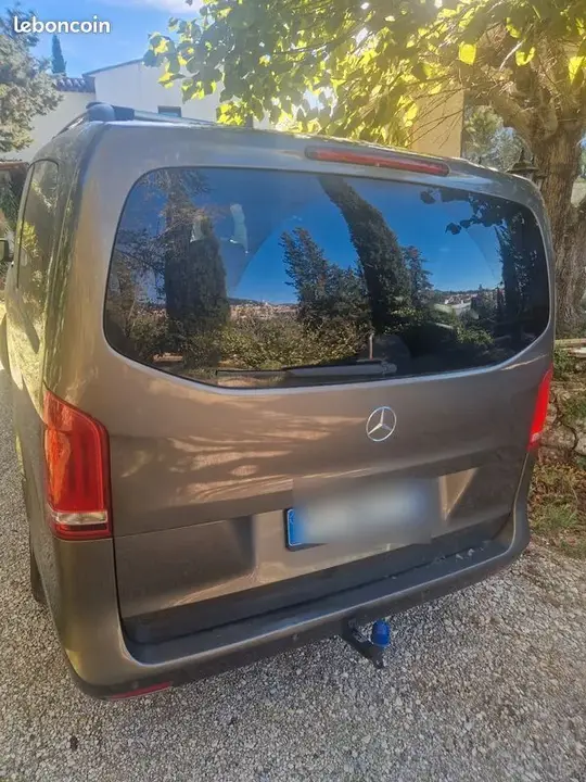 Mercedes-Benz V