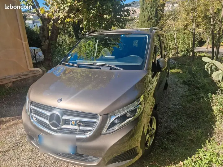 Mercedes-Benz V 2017 photo 5