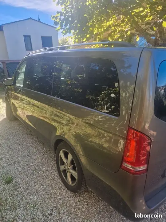 Mercedes-Benz V 2017 photo 2