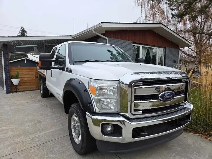 Ford F350 2016 photo 2