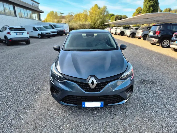 Renault Clio 2022 photo 2