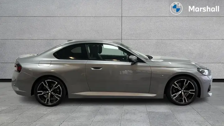 BMW 2 Series 2026 photo 3