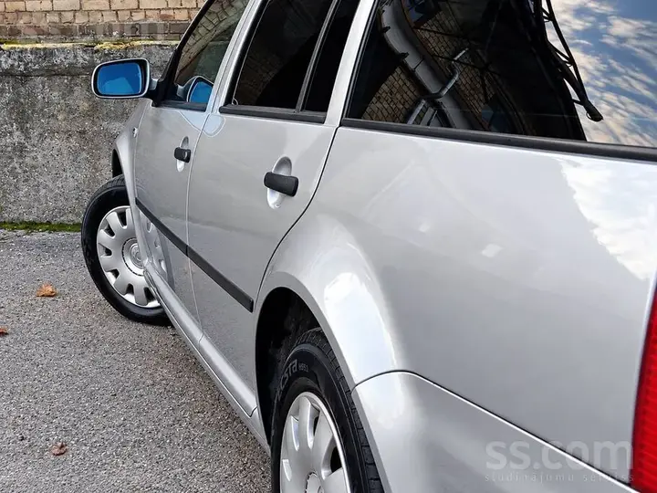 Volkswagen Golf 4 2001 photo 5