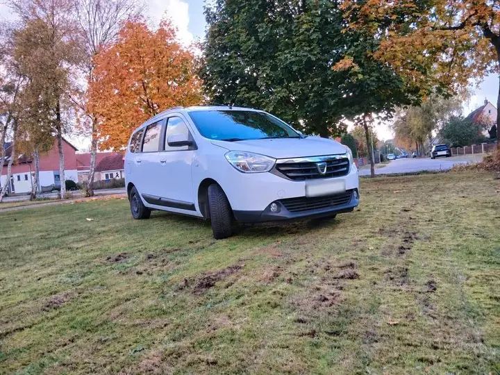 Dacia Lodgy