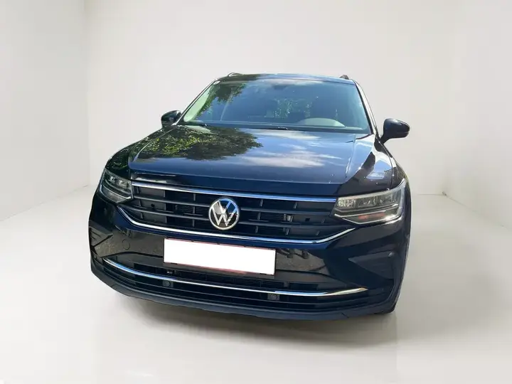Volkswagen Tiguan 2021 photo 2