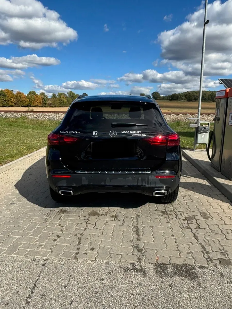Mercedes-Benz Gla Class 2025 photo 3