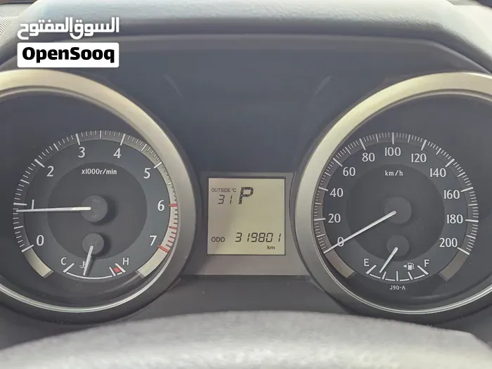 Toyota Land Cruiser Prado 2012 photo 4