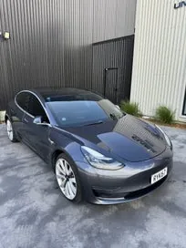 Tesla Model 3 2019 photo 2
