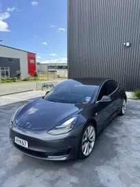 Tesla Model 3 2019 photo 3