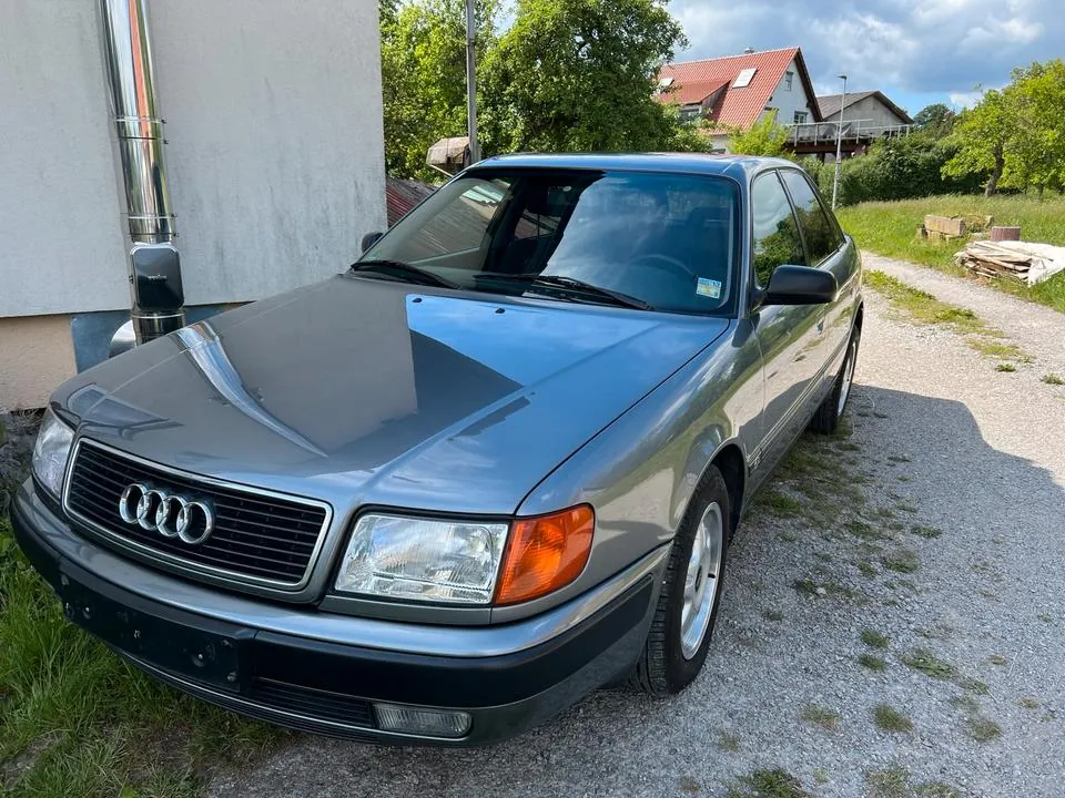 Audi 100 C4