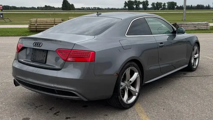 Audi A5 2013 photo 3