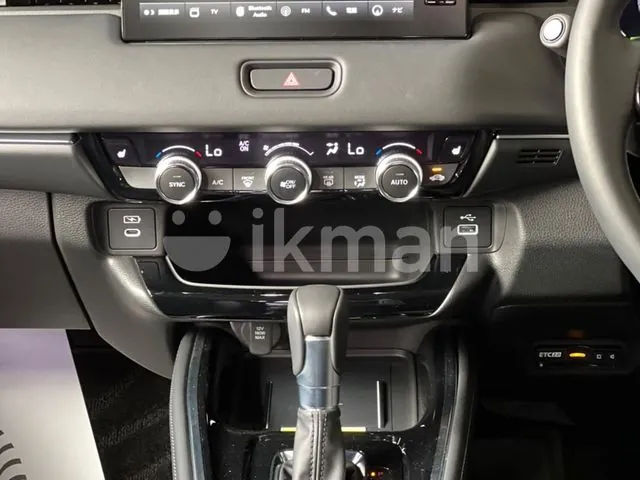 Honda Vezel 2025 photo 4