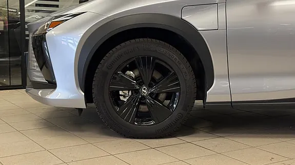 Lexus Rz450E 2025 photo 3