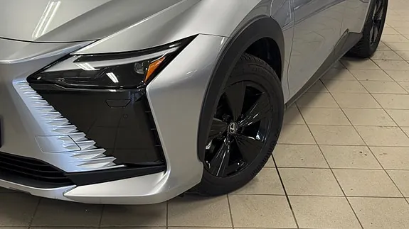 Lexus Rz450E 2025 photo 2