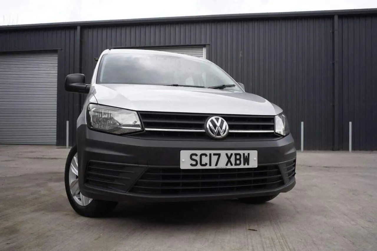 Volkswagen Caddy Maxi 2017 photo 2