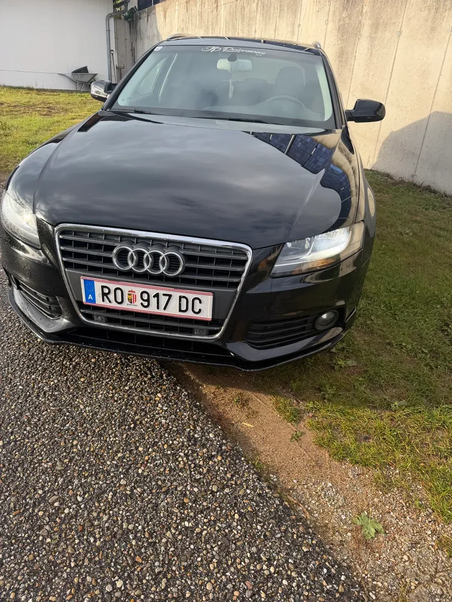 Audi A4 2009 photo 3