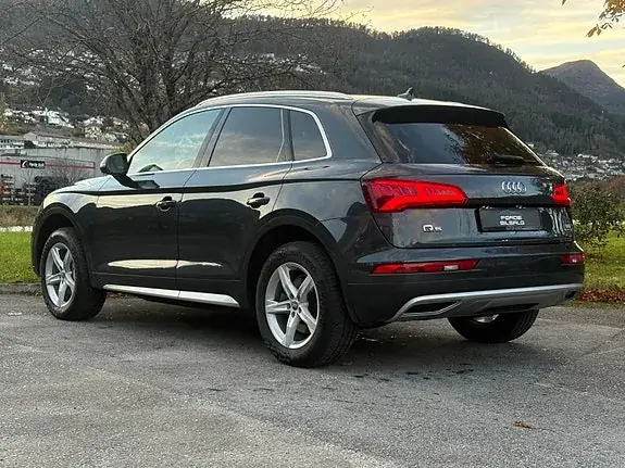 Audi Q5 2017 photo 4