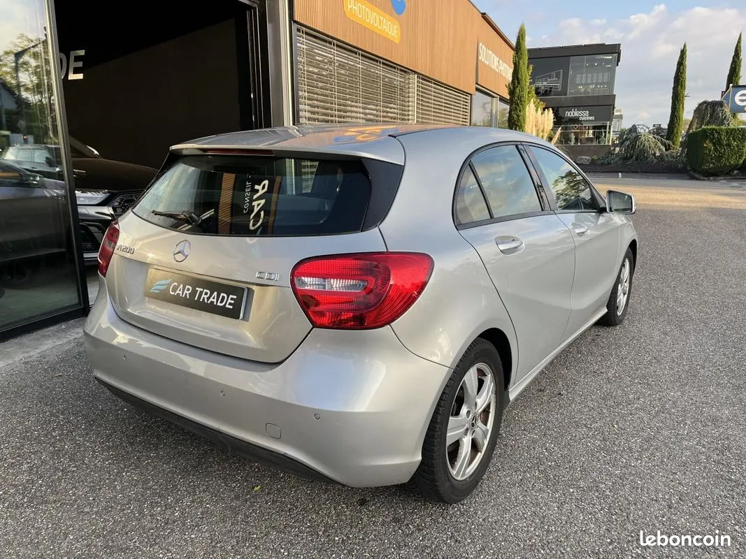Mercedes-Benz A-Class 2014 photo 3
