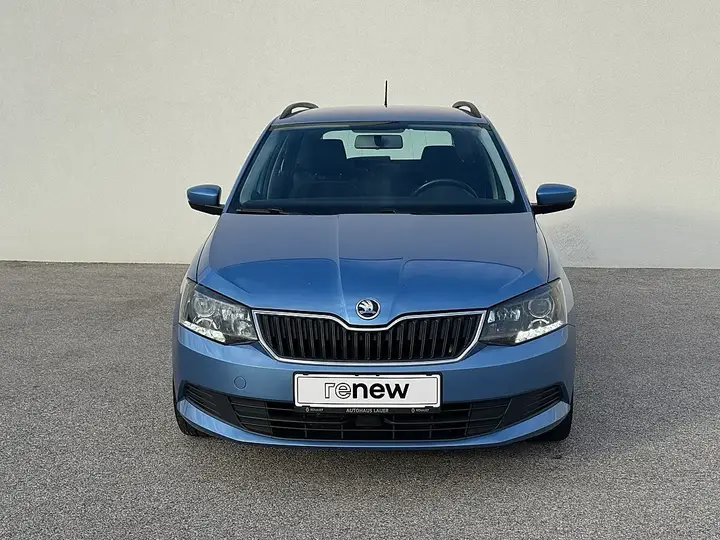 Skoda Fabia Combi 2017 photo 2